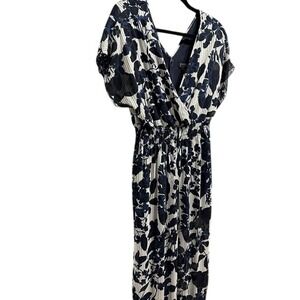 ENfocus Floral Print Jumpsuit Wide Leg‎ Navy Blue White V Neck